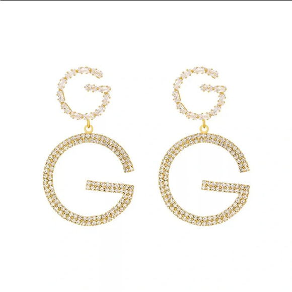 NEW Fashion earrings in your choice of silver or gold tone. - Picture 5 of 6